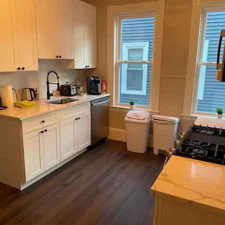 Homestay In Boston - Dorchester Fields Corner Area Exterior photo