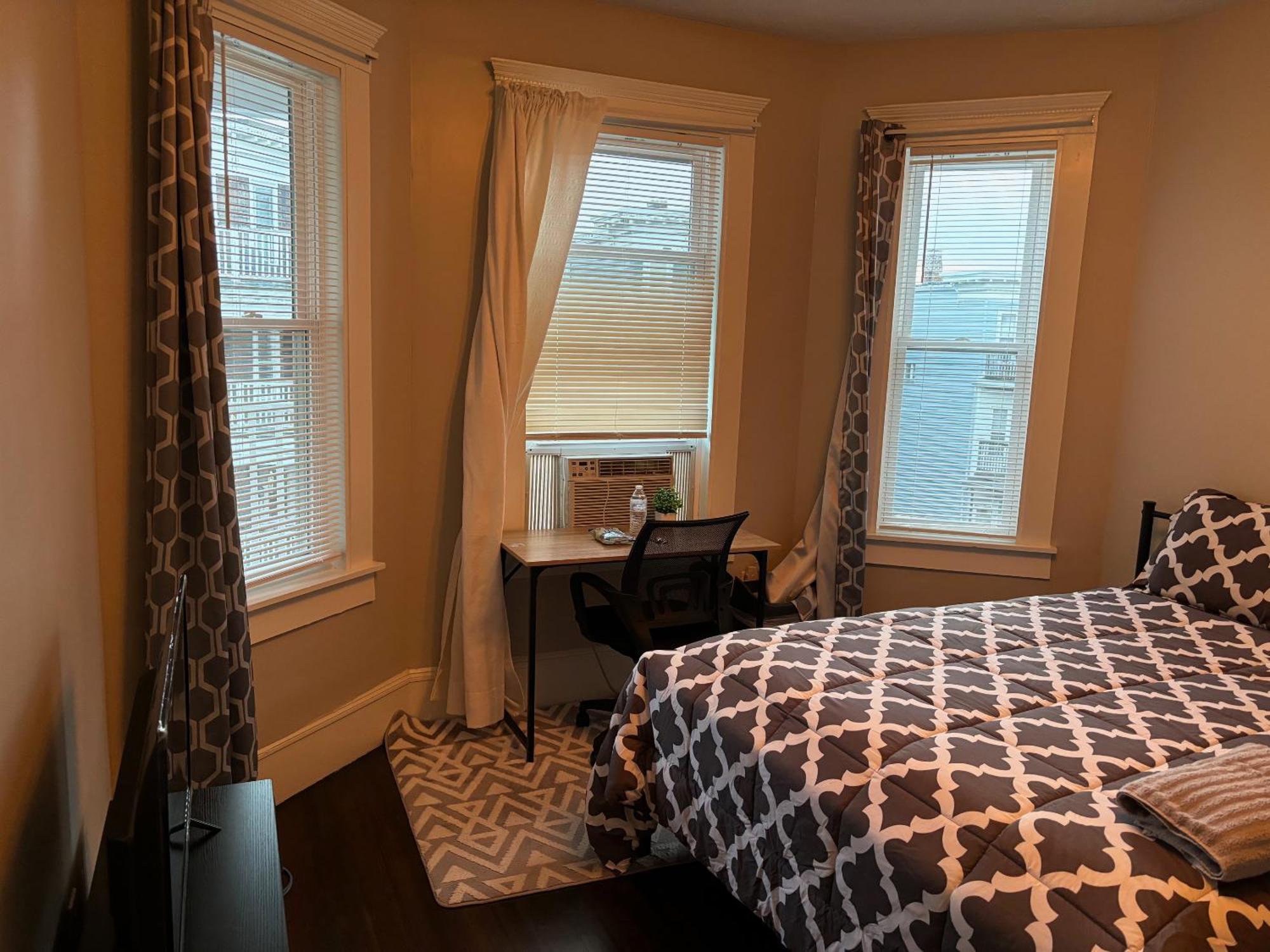 Homestay In - Dorchester Fields Corner Area Boston