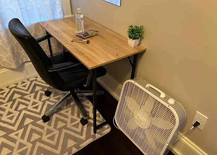Homestay In Boston - Dorchester Fields Corner Area